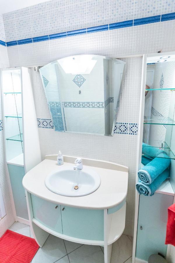 Superbe 100M2 - 2 Balcons - Proche Gare - Climatise Apartment Marseille Luaran gambar